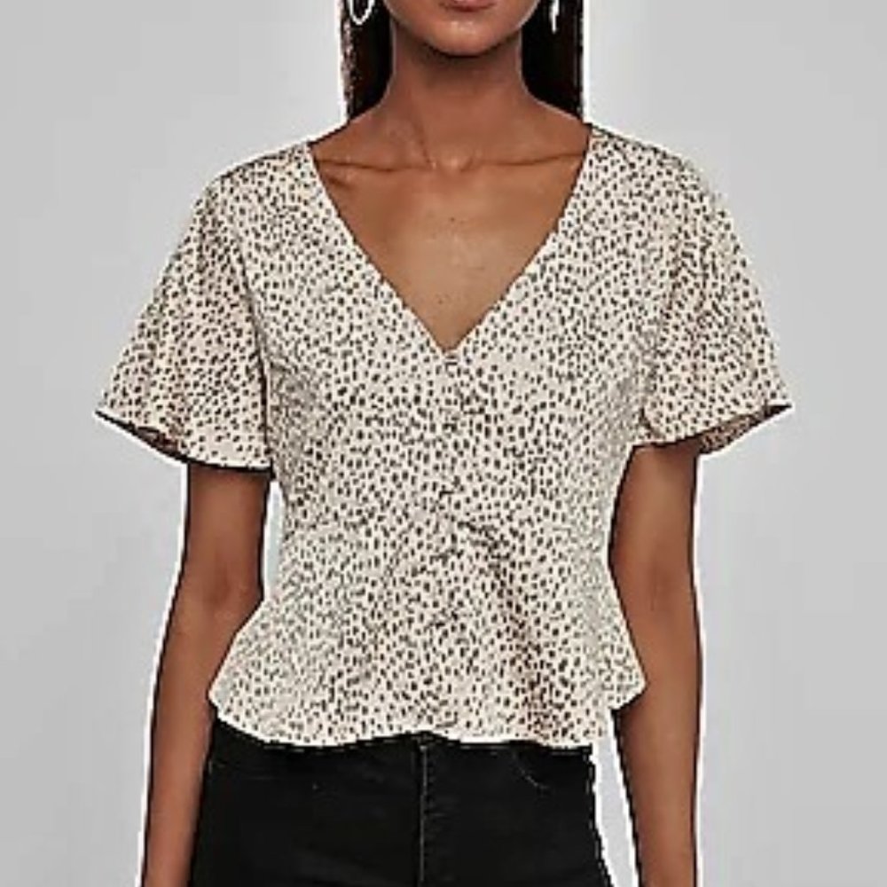 NWOT Leopard Print Short Sleeve Peplum Shirt M